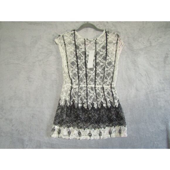 NY Collection Lace Blouse Women’s M Black White Sheer Floral Overlay READ - Picture 6 of 9
